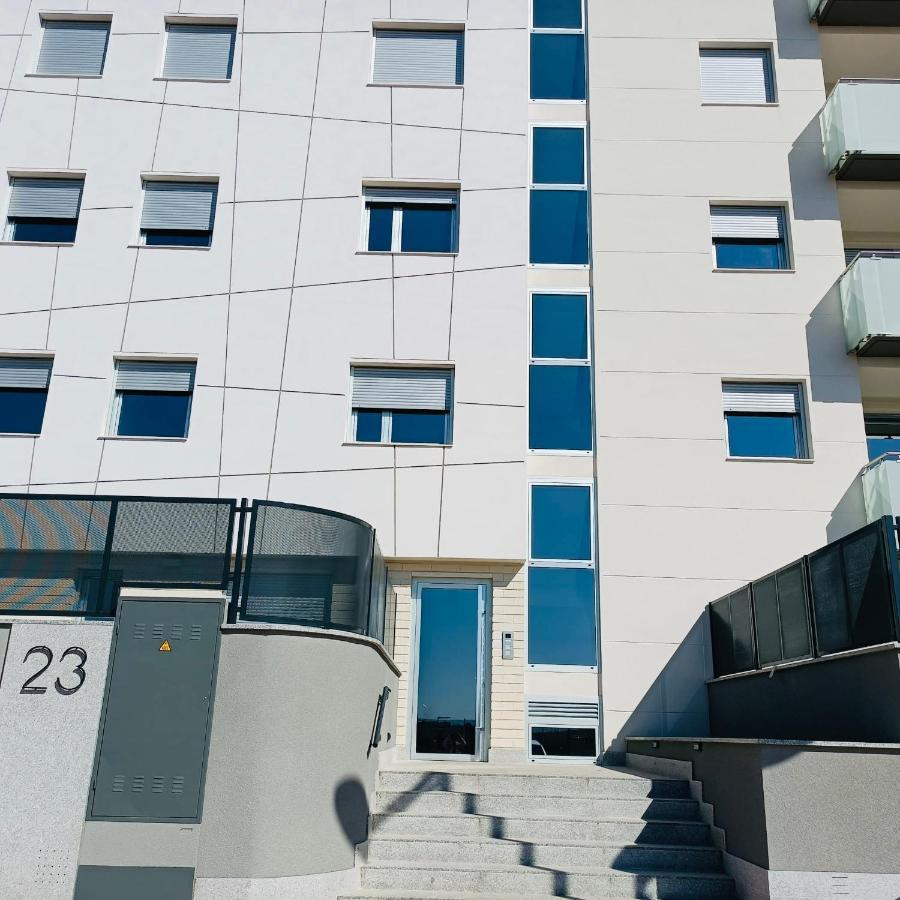 Precioso Piso Monzon Terraza, Parking,Piscina,Zona De Juegos Exterior photo